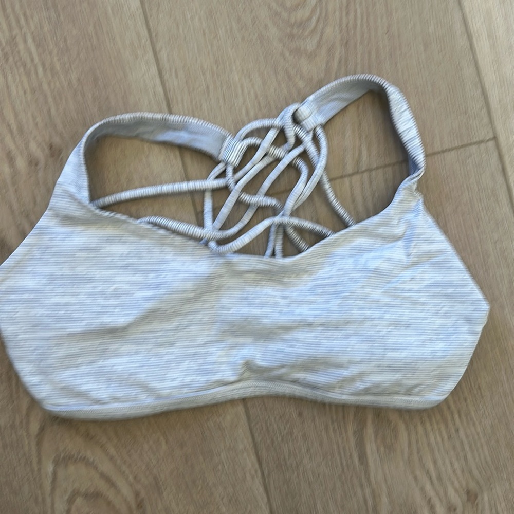 Lululemon Sports Bra Size 6